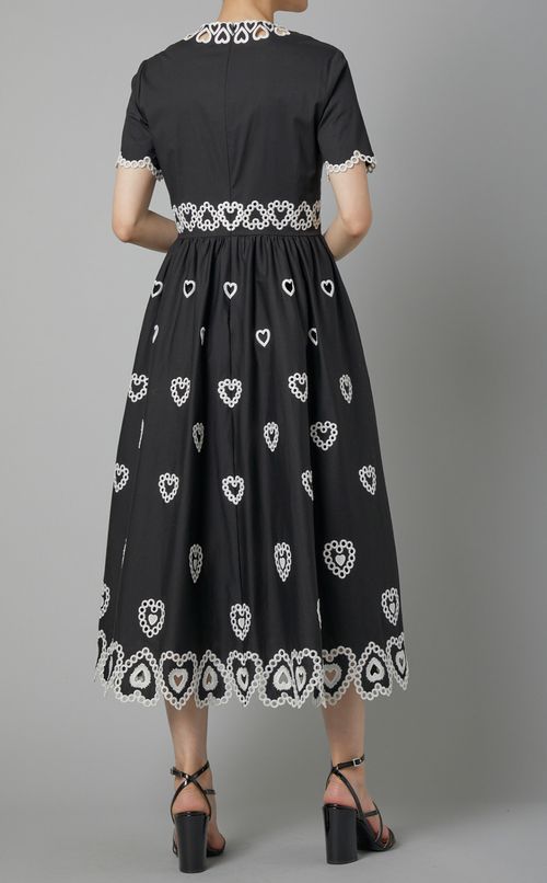 ハートエンブロイダリーポプリンドレス
