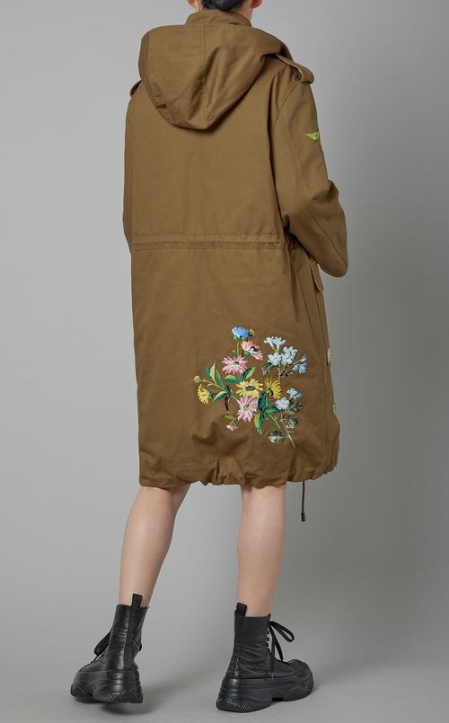 フラワーエンブロイダリーミリタリーコート