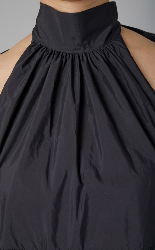 ホルターネックティアードワンピース