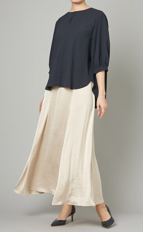 クラッシュサテンドレープスカート