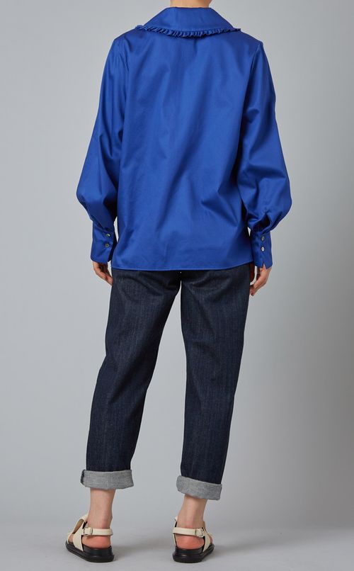 フリルカラーブラウス