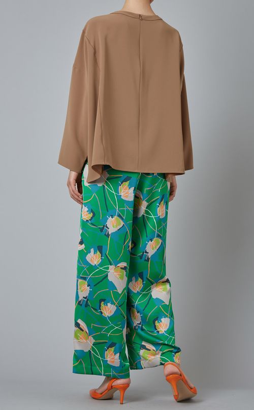 フレアシルエットイージーブラウス