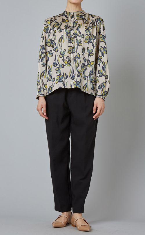 リボン付プリントブラウス