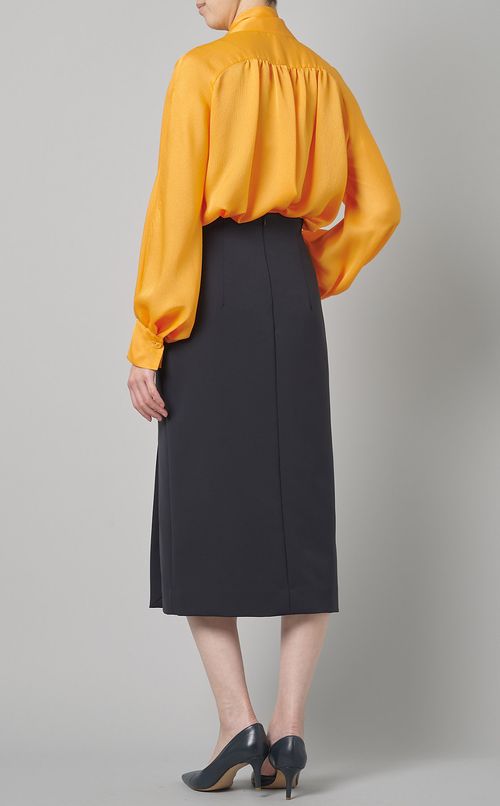 サイドスリットタイトスカート