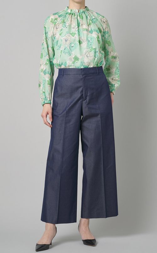 フラワープリントギャザーネックブラウス