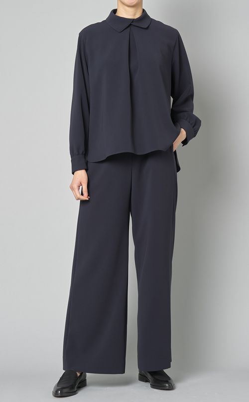 フロントタックプルオーバーブラウス