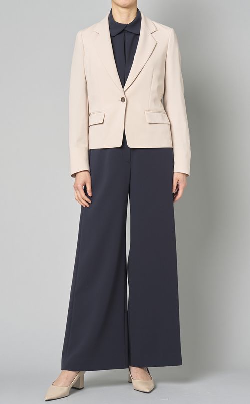 フロントタックプルオーバーブラウス