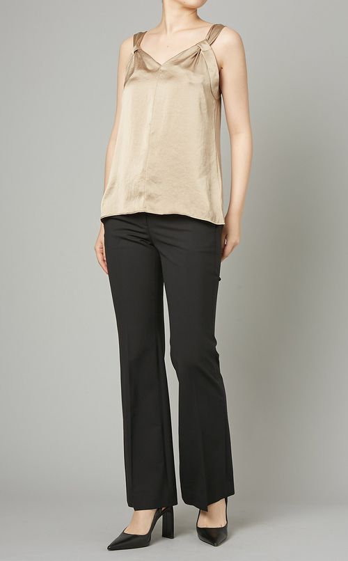 クラッシュサテンスリーブレスブラウス