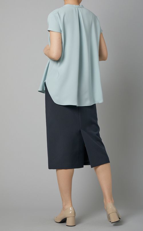 ボウタイフレンチスリーブブラウス