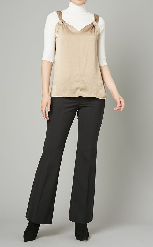 クラッシュサテンスリーブレスブラウス