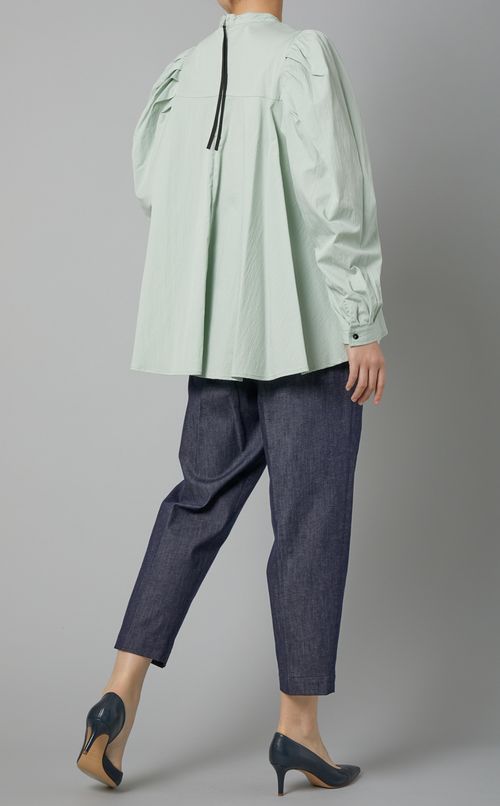 タックスリーブフレアブラウス