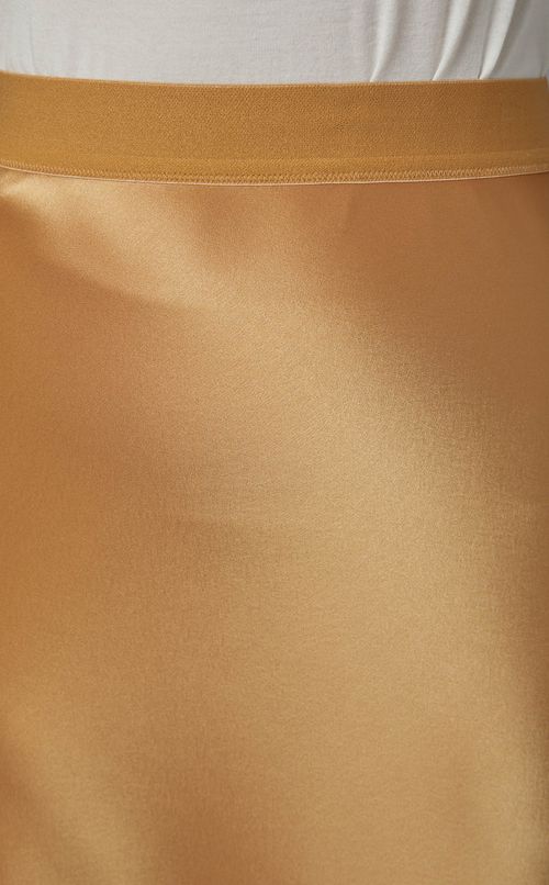 サテンサイドスリットロングスカート