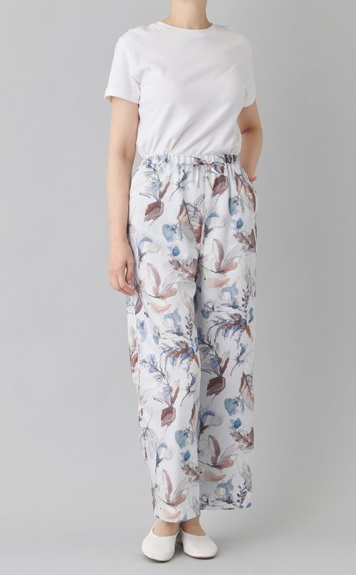 ボタニカルプリントパンツ