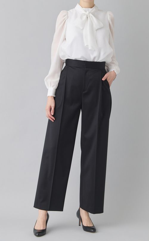 ワンタックストレートパンツ