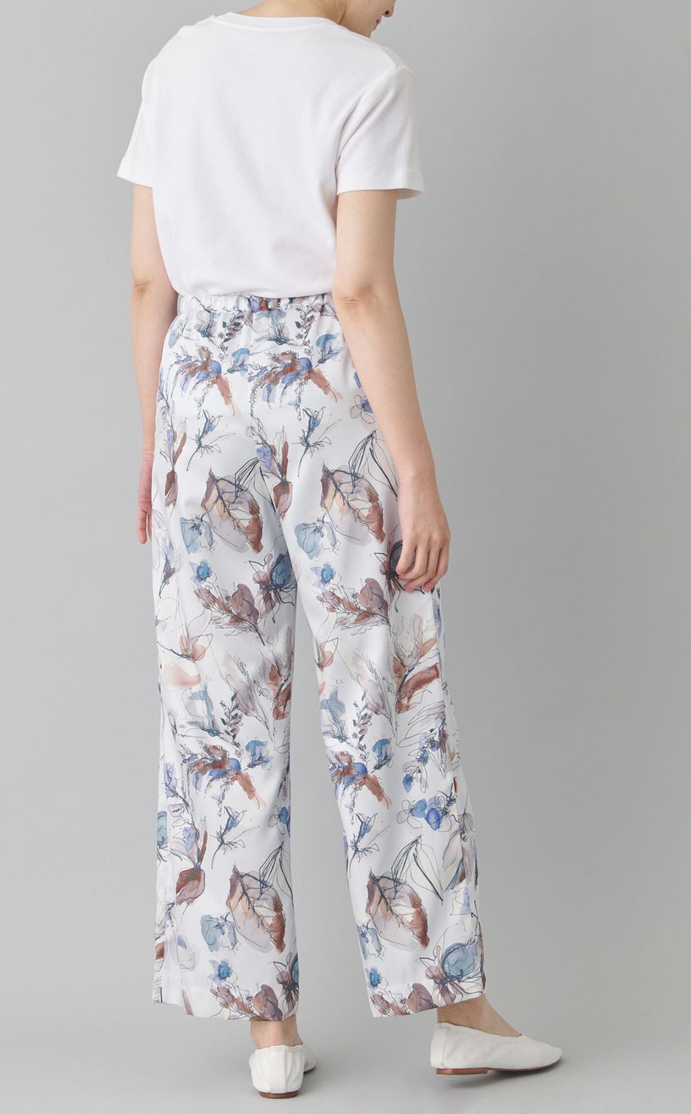 ボタニカルプリントパンツ