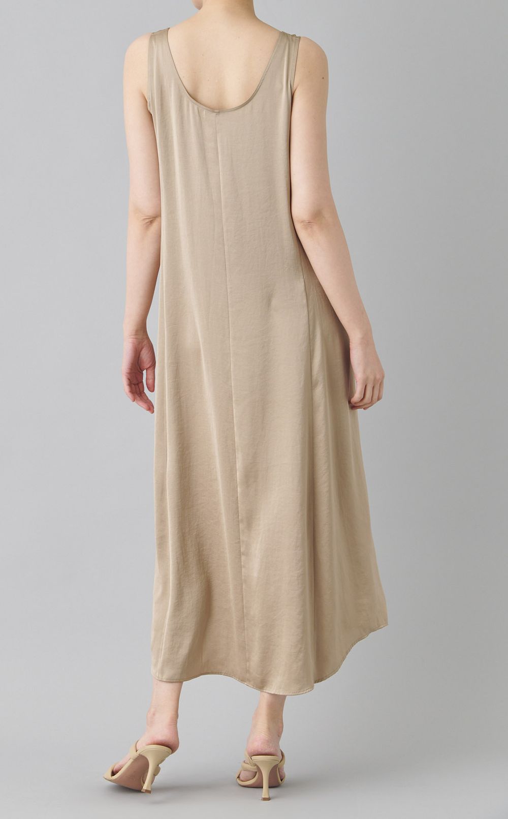 クラッシュサテンワンピース