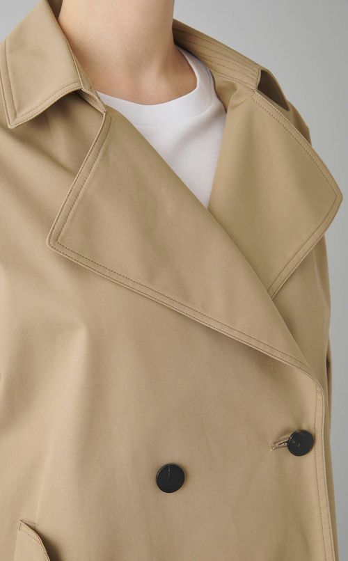 ドルマンショートトレンチコート