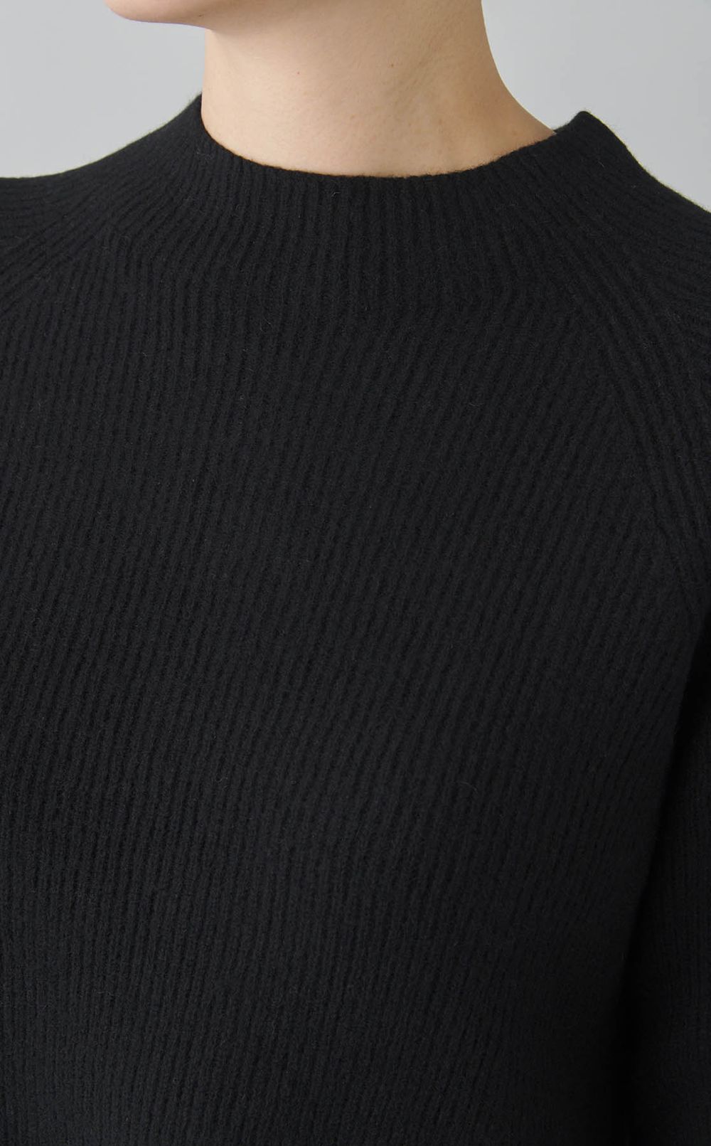 ウォームキャッシュウールクルーセーター