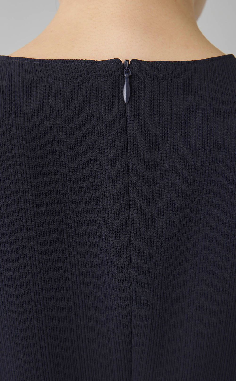 トリアセテートハーフスリーブブラウス