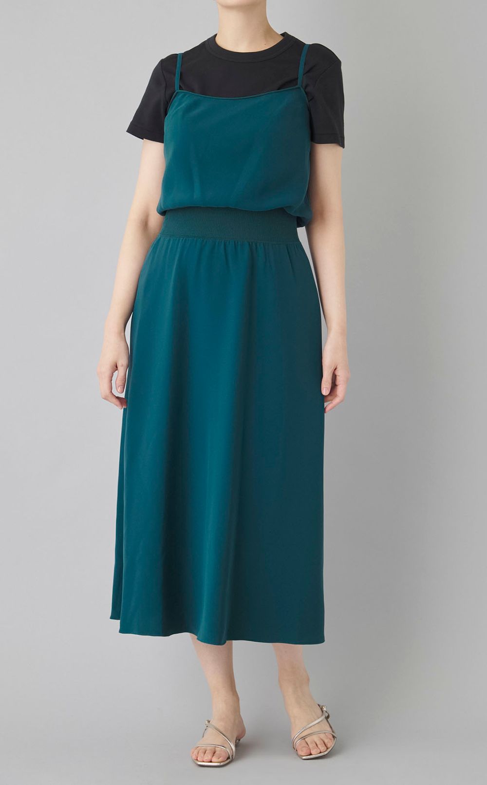 クレープキャミソールワンピース