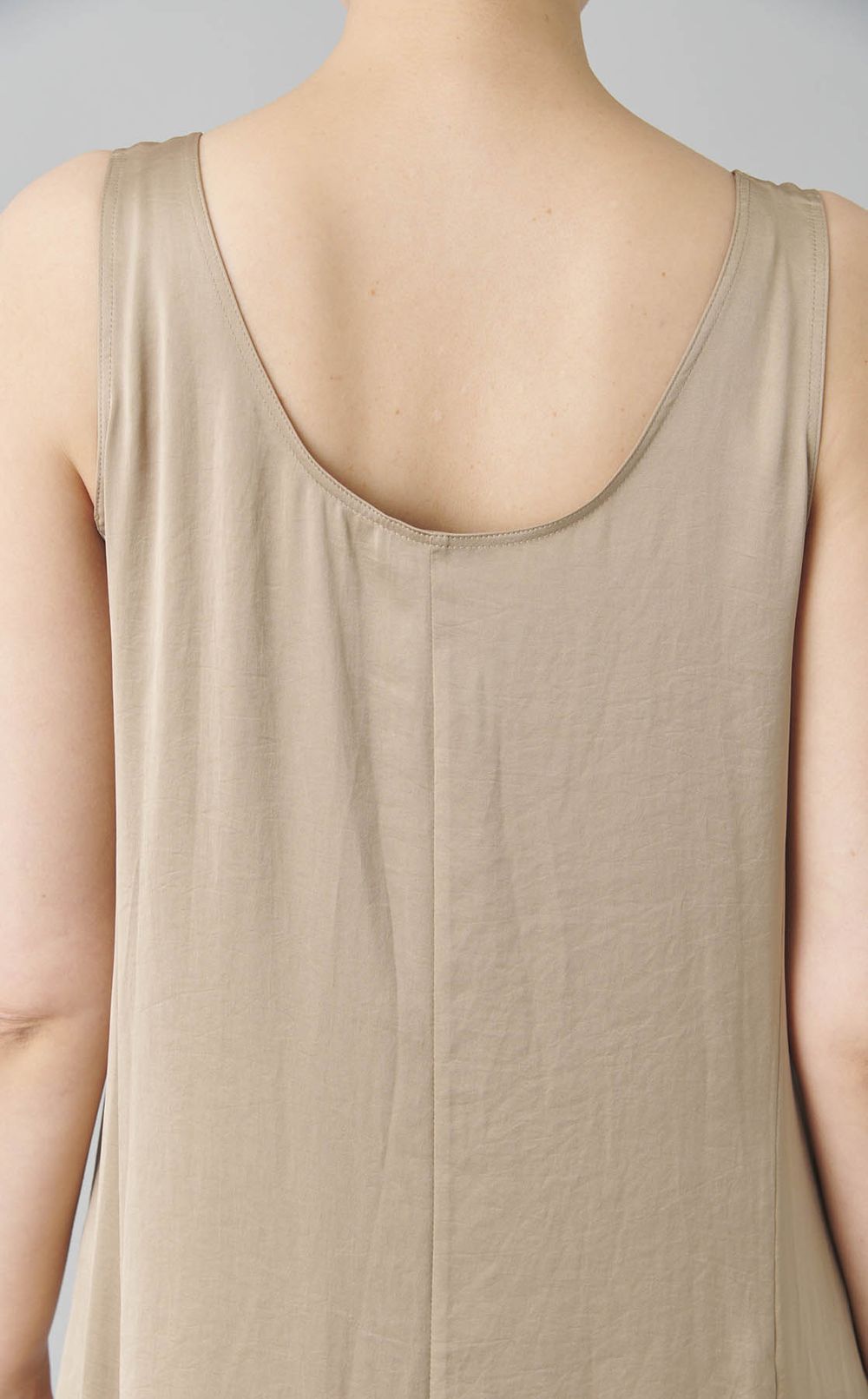 クラッシュサテンワンピース