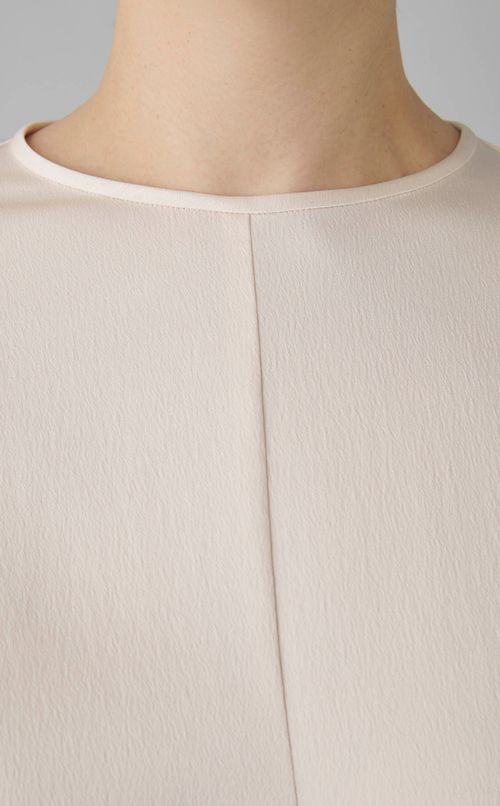 クルーネックツイストデザインブラウス