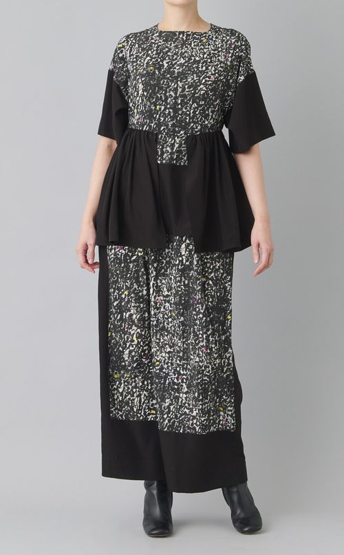 プリントブロックラインスカート