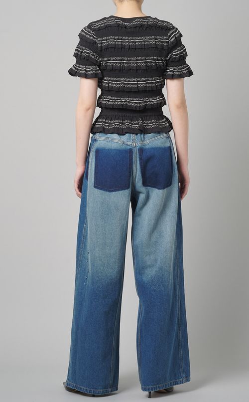 モノトーンラッフルギャザーブラウス