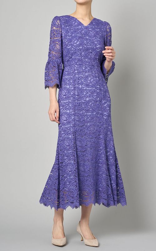 コードレースフレアスリーブワンピース