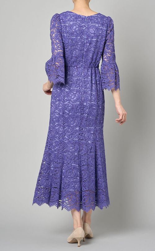 コードレースフレアスリーブワンピース