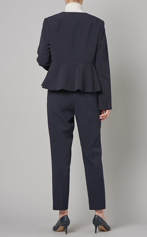 ノーカラーペプラムジャケット