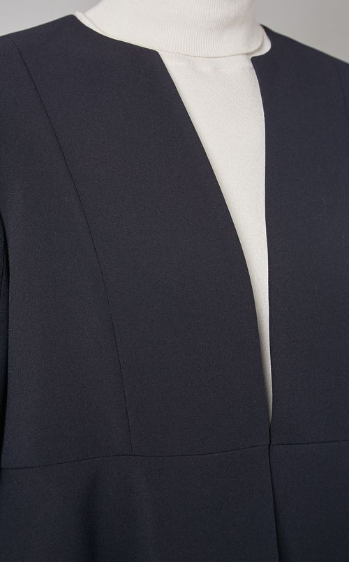 ノーカラーペプラムジャケット