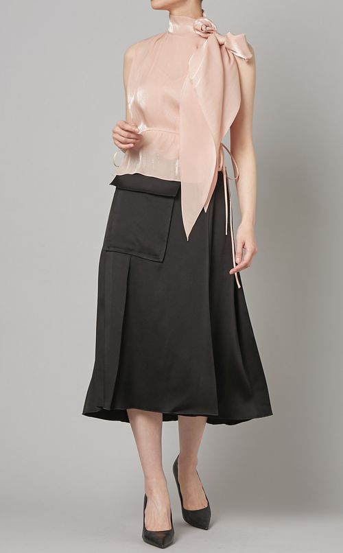 リボンハイネックノースリーブブラウス