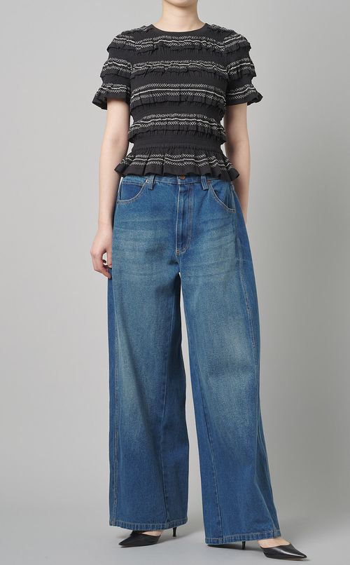 モノトーンラッフルギャザーブラウス