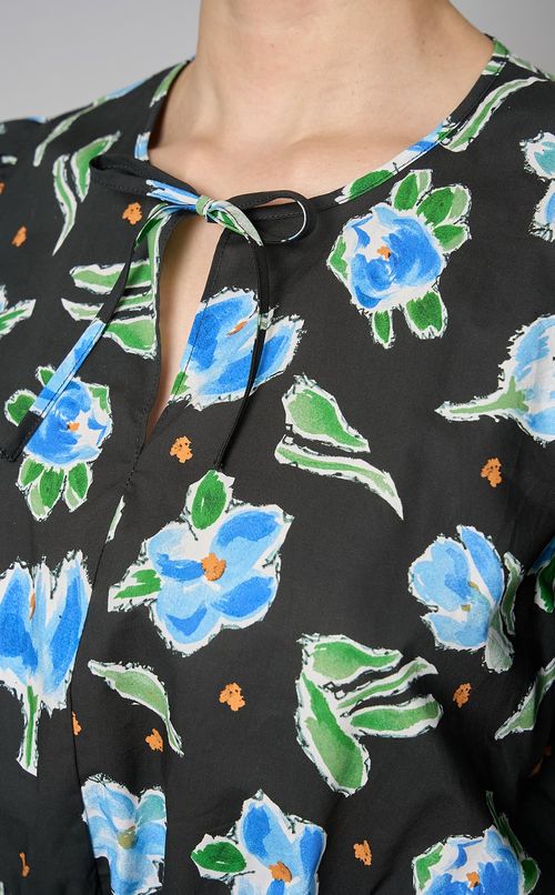 フラワープリントシャーリングブラウス