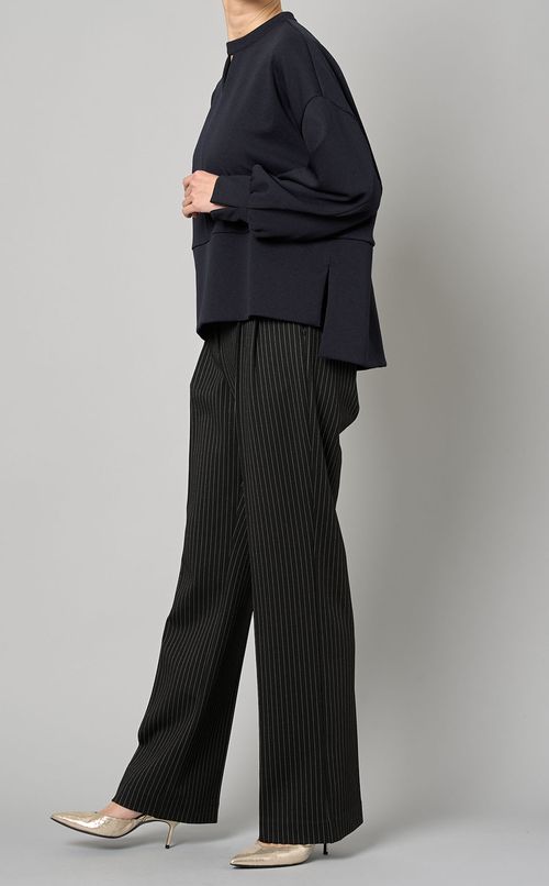 ピンストライプセンタープレスパンツ