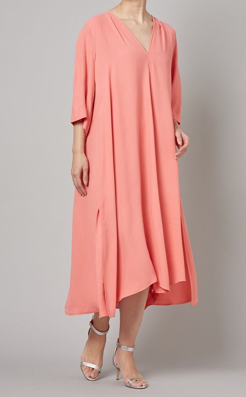 Vネックアシンメトリーヘムミディドレス