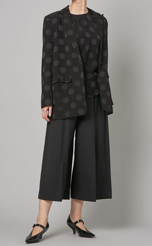 フロッキードットアシメギャザーブラウス