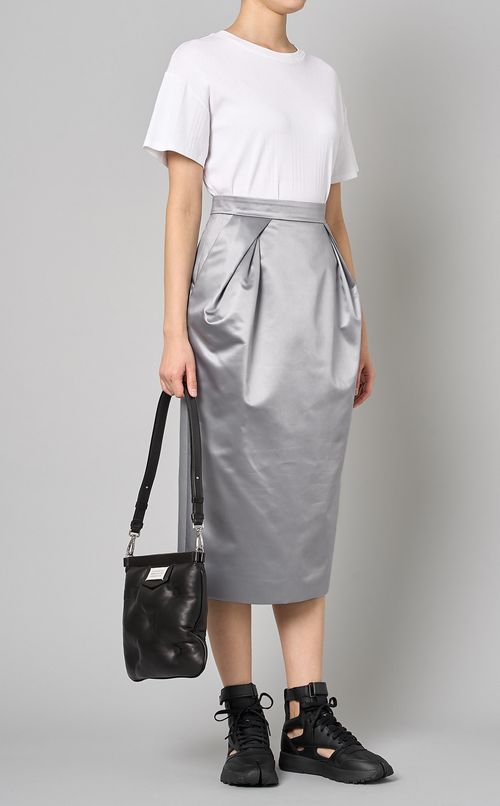 タックソリッドミディスカート