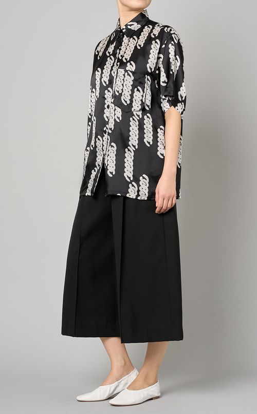 チェーンプリントショートスリーブシャツ