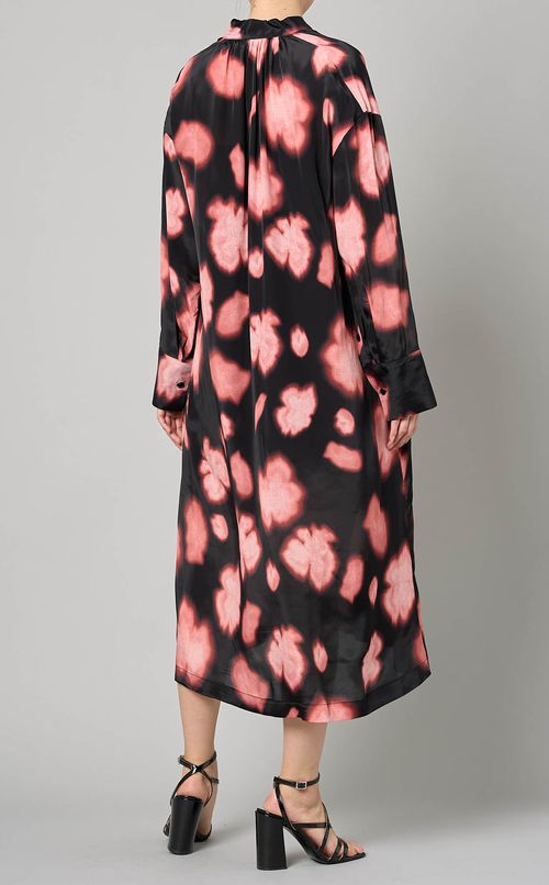 リーフプリントギャザーネックワンピース