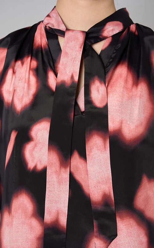 リーフプリントギャザーネックワンピース