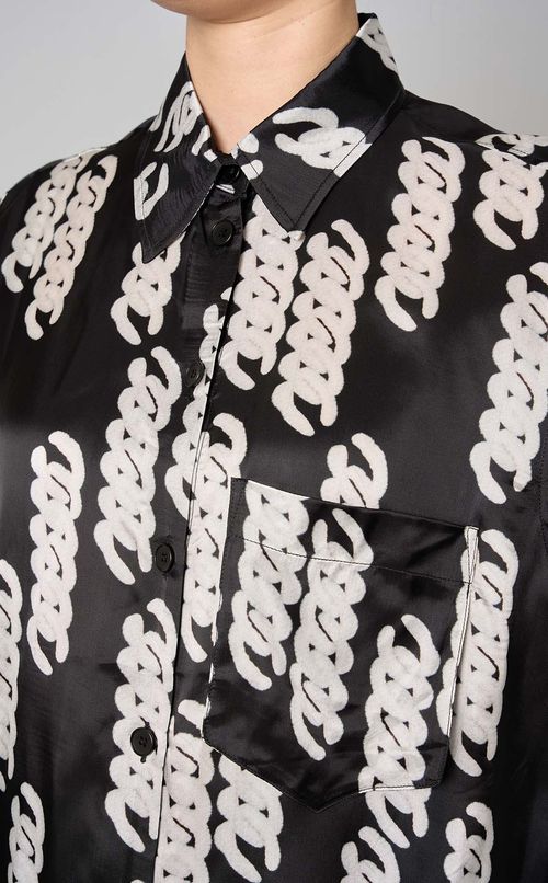 チェーンプリントショートスリーブシャツ