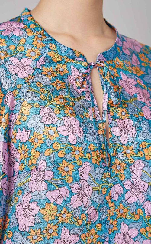 シャイニークレープギャザーブラウス