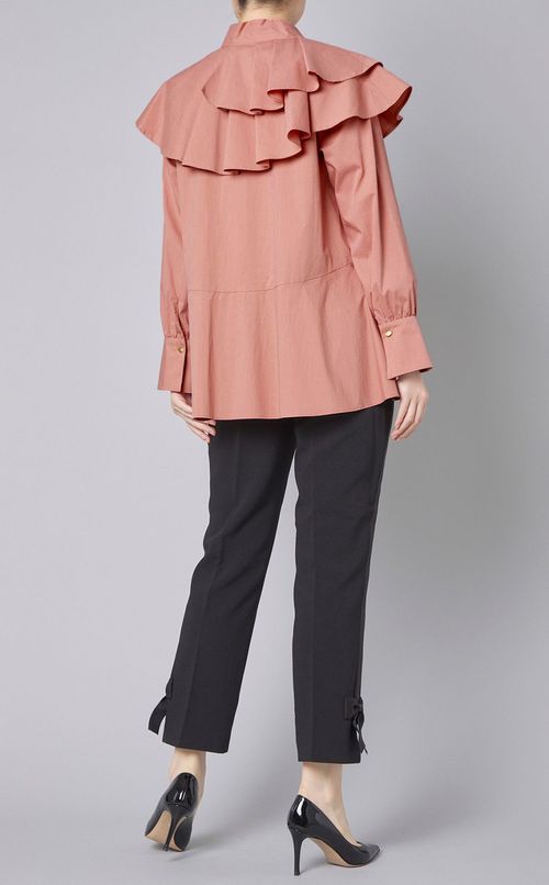 フリルカラーブラウス