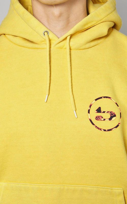 オーバーダイプリントフーディー