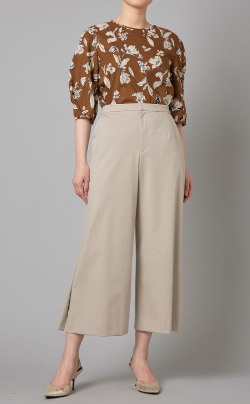 ストレートワイドパンツ