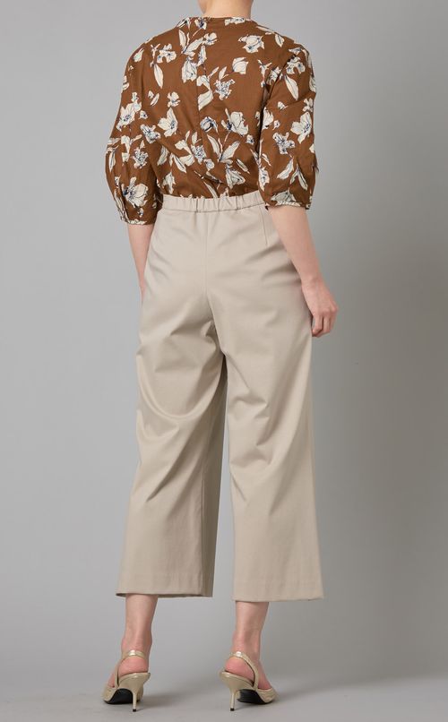 ストレートワイドパンツ