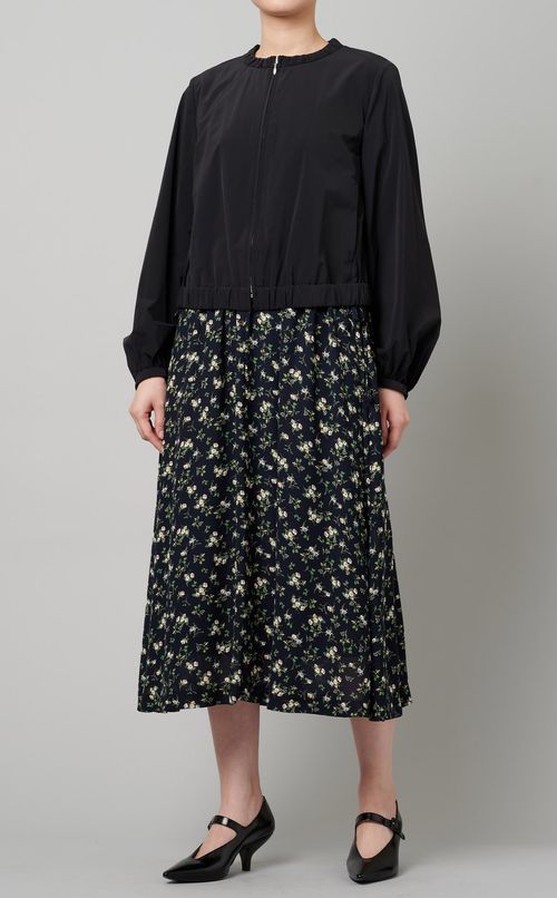 フラワープリントフレアワンピース