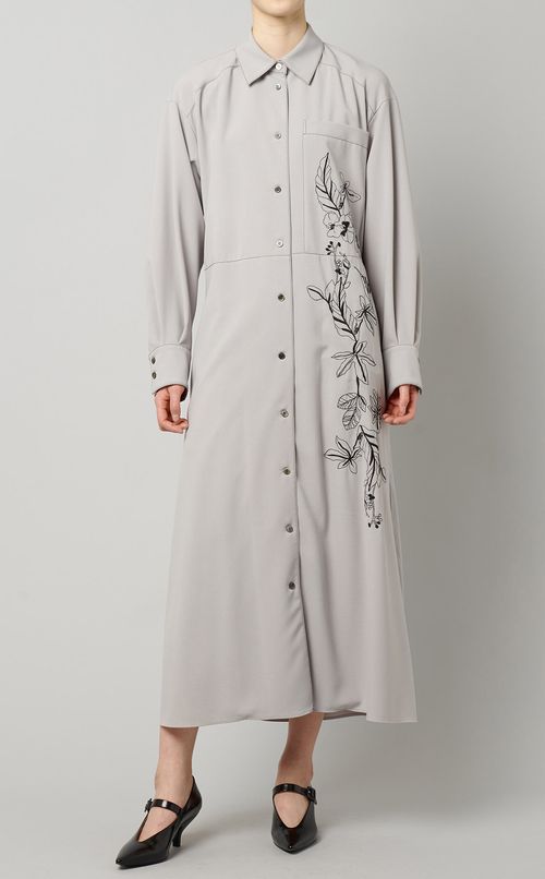 バックリボン刺繍シャツワンピース